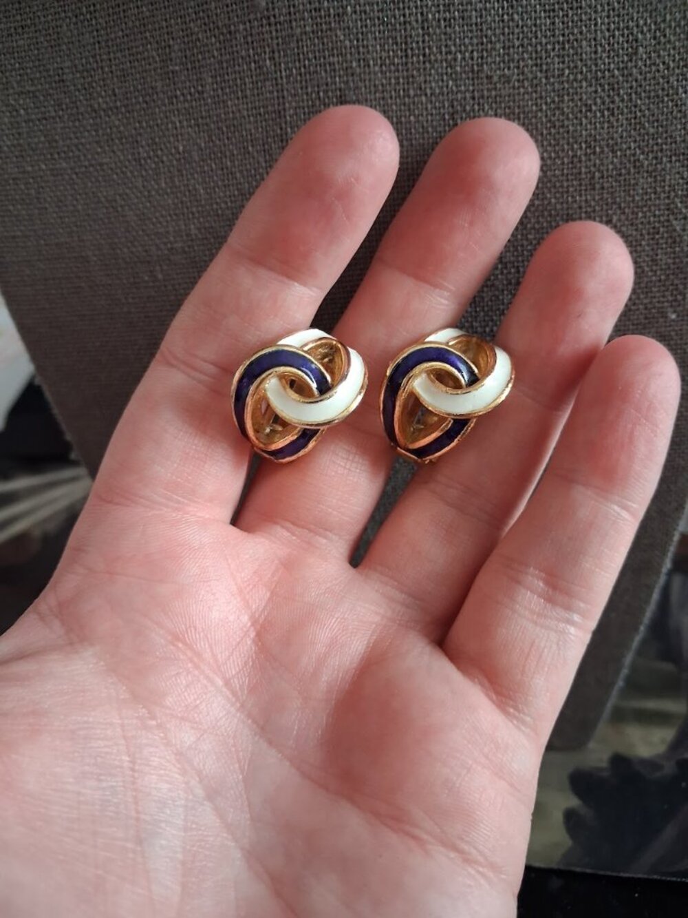 Retro style clip on earrings